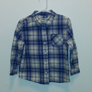 Cherokee Plaid Button-Down Long Sleeve Shirt